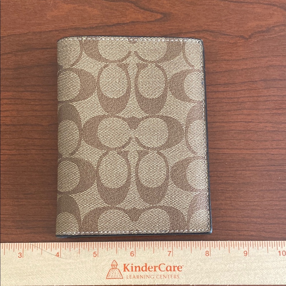 Coach Tan men’s passport/ID/credit card wallet